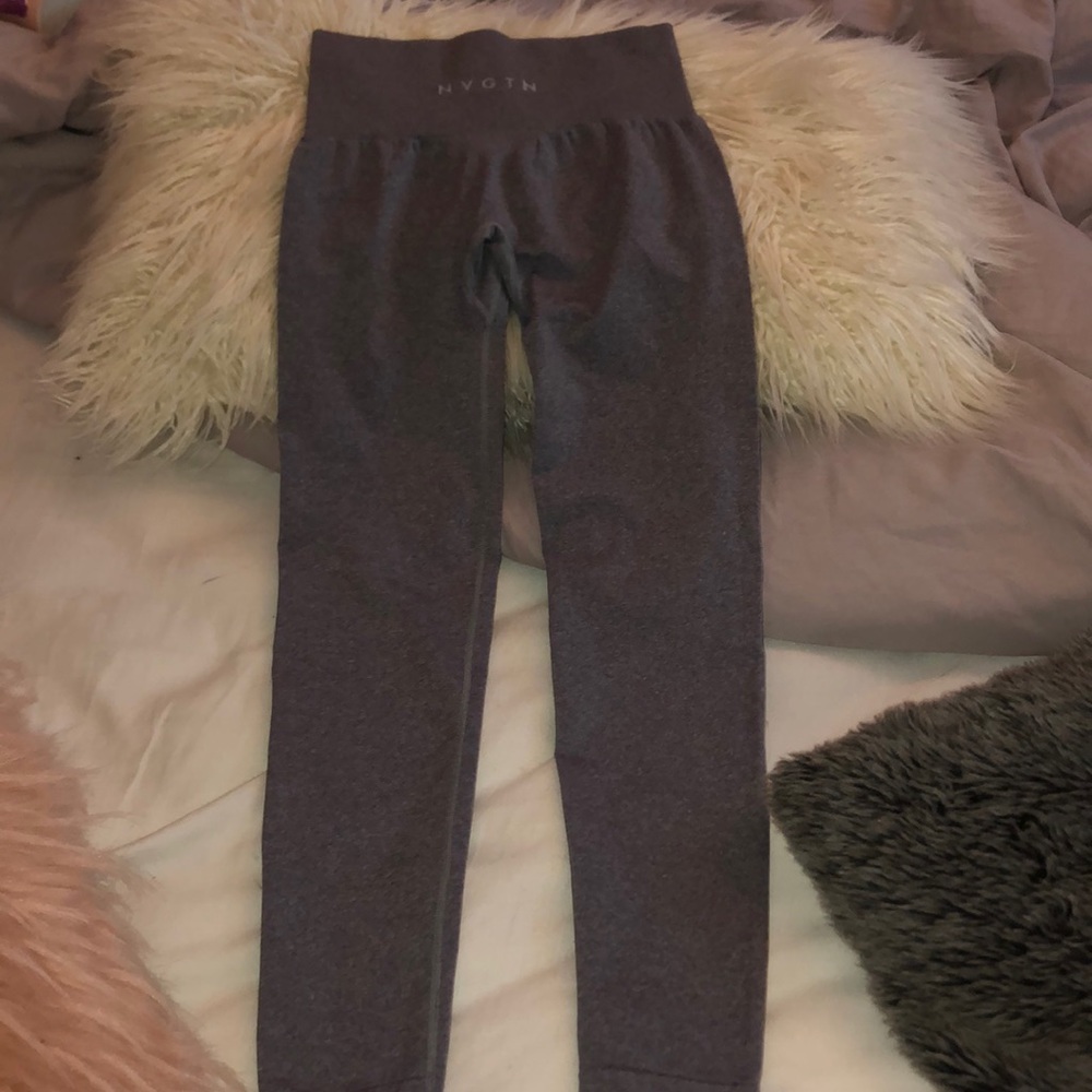 NVGT Gray seam less leggings